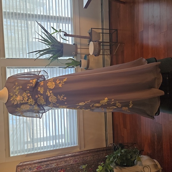 Asos Embroidered Floral Crepe Formal Party Maxi Dress Gray Womens Size 12 - Picture 1 of 12